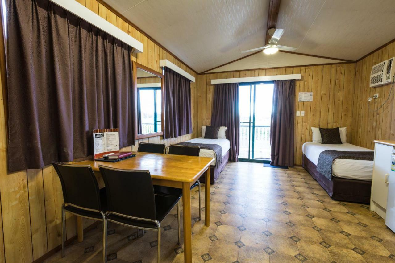 Hotel Settlers Biloela エクステリア 写真